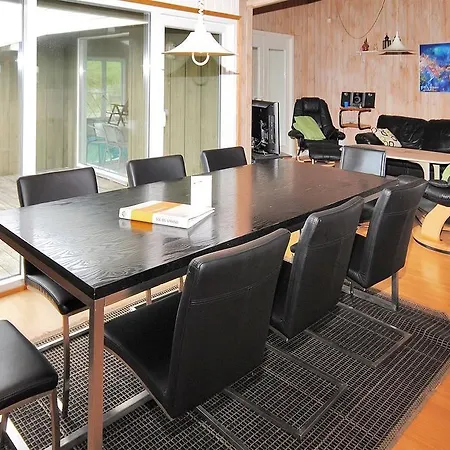Holiday Sortebaerdalen H- 4388 Feriehus